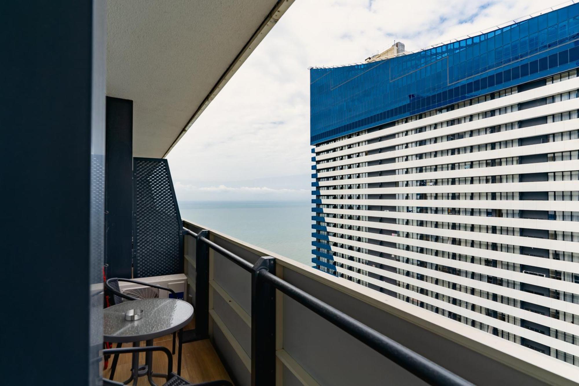 Habiby Orbi City Batumi Exterior photo